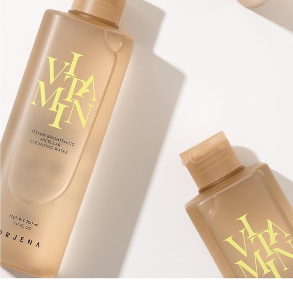 ORJENA Vitamin Brightening Micellar Cleansing Water 300ml/10.1 fl oz - Picture 3 of 16